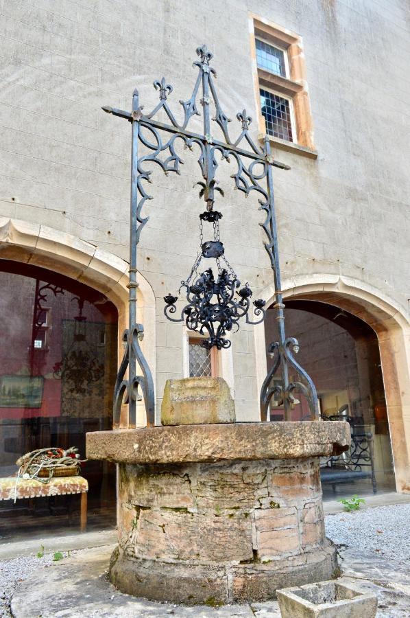 Chateau De Varennes Exteriér fotografie